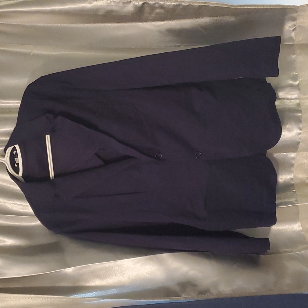 Blazer - Picture 5 of 6